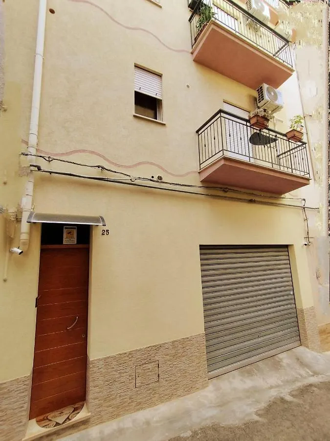 Il Girasole Del Centro Storico Villa Alcamo Italy